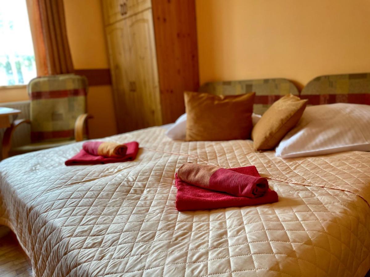 Willa Marta M Bed & Breakfast ซาโกปาเน ภายนอก รูปภาพ